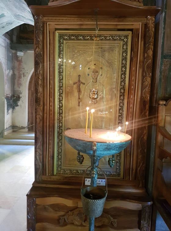 მოდიოდა ნინო მთებით, მოდიოდა... KARIBCHE