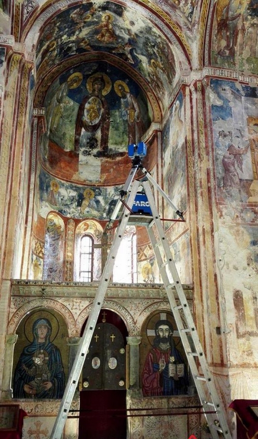 გელათის სამონასტრო კომპლექსში უნიკალური ფრესკების სკანირება და მათი ციფრულ ფორმატში დოკუმენტირება მიმდინარეობს KARIBCHE