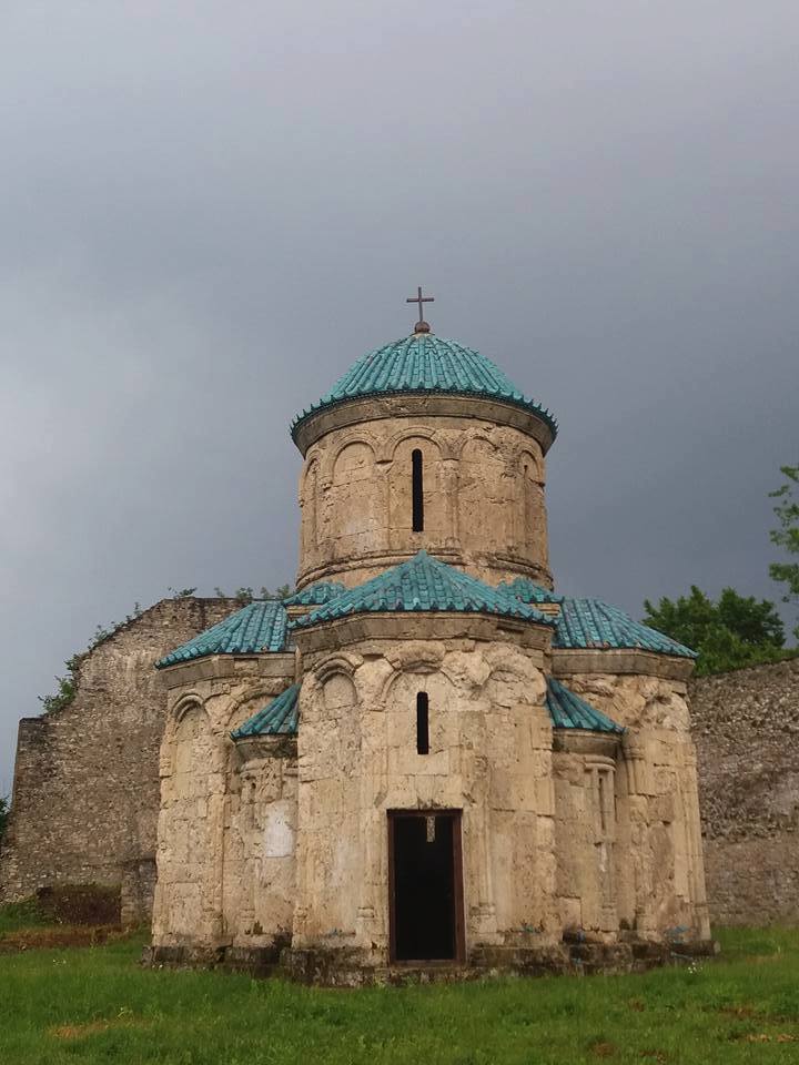 კვეტერა KARIBCHE