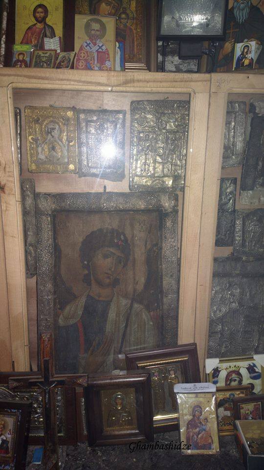 შეგვეწიოს კალას წმინდა კვირიკესა და ივლიტას სახელობის ტაძრის მადლი! KARIBCHE