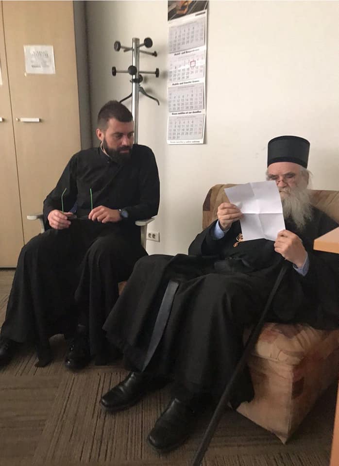 მონტენეგროს მიტროპოლიტი ბზობის სადღესასწაულო მსახურებაზე დააპატიმრეს KARIBCHE