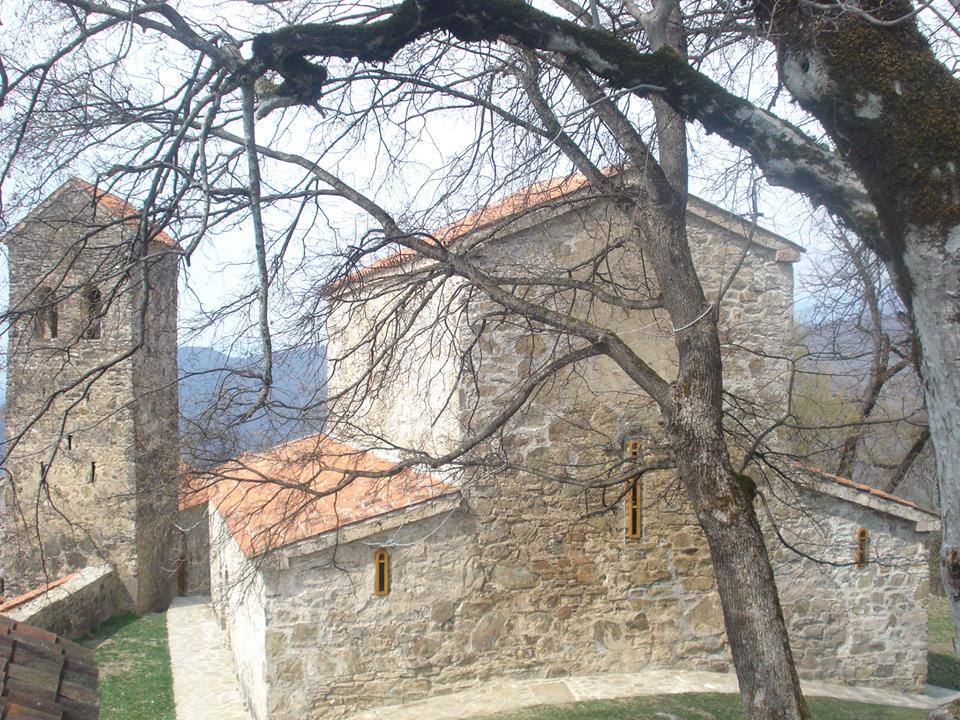 საქართველოს წმინდა სამოციქულო ეკლესიამ წმინდა მღვდელმოწამე აბიბოს ნეკრესელის ხსენების დღედ დააწესა 29 ნოემბერი (ახალი სტილით 12 დეკემბერი) KARIBCHE