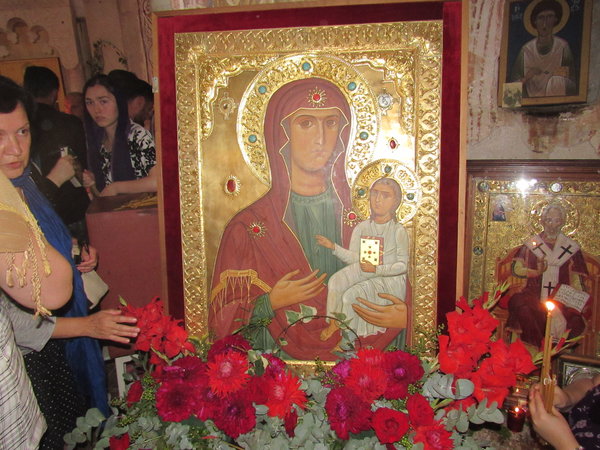 სადღესასწაულო ღვთიმსახურება ნიკორწმინდის ტაძრის დაარსების ათასი წლისთავთან დაკავშირებით - ფოტორეპორტაჟი KARIBCHE