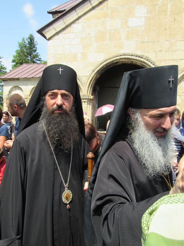 სადღესასწაულო ღვთიმსახურება ნიკორწმინდის ტაძრის დაარსების ათასი წლისთავთან დაკავშირებით - ფოტორეპორტაჟი KARIBCHE