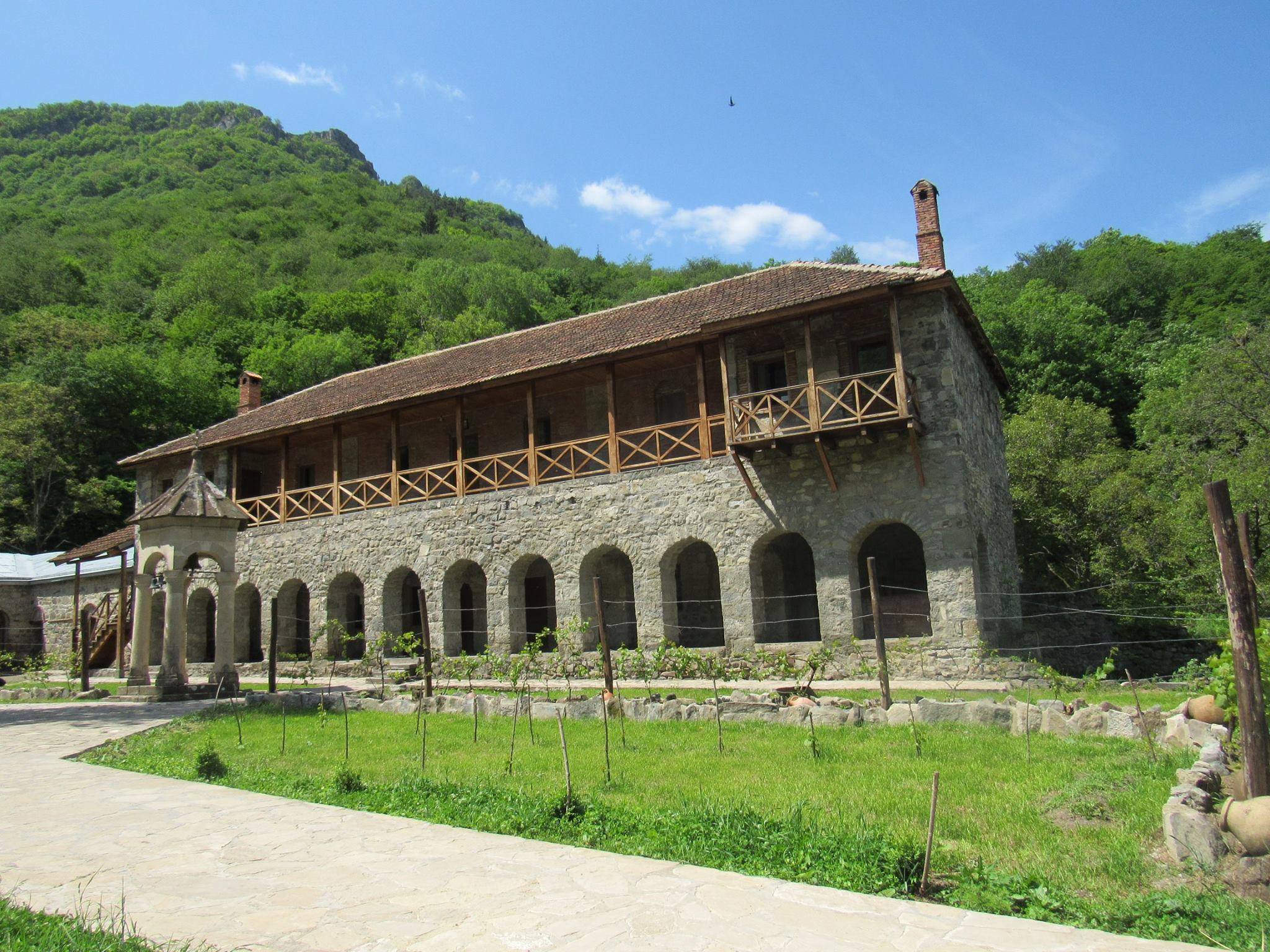 ქვათახევის ყოვლადწმინდა ღვთისმშობელი შეგეწიოთ თქვენს კეთილ საქმეში KARIBCHE