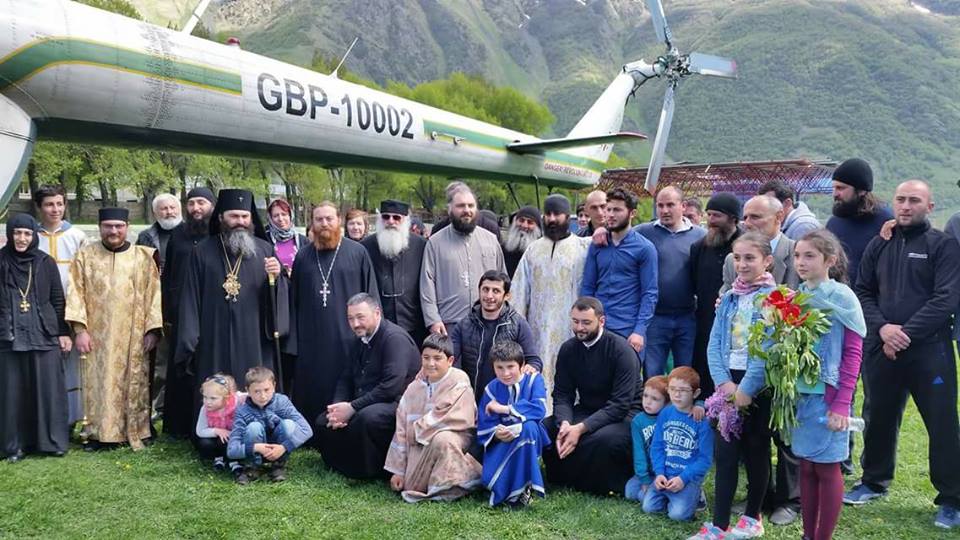 საქართველოს რეგიონებში მოსალოცად ყოვლადწმინდა ღვთისმშობლის აწყურისა და ივერიის ღვთისმშობლის ხატები მოგზაურობენ KARIBCHE
