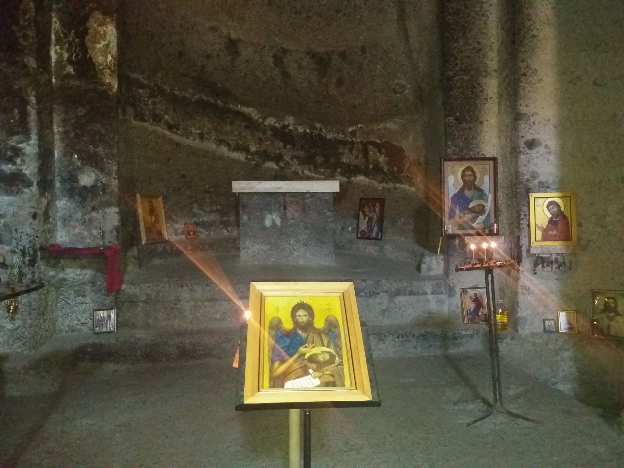 თავკვეთულას მონასტერში ერთი ბერის აღვლენილი ლოცვა KARIBCHE