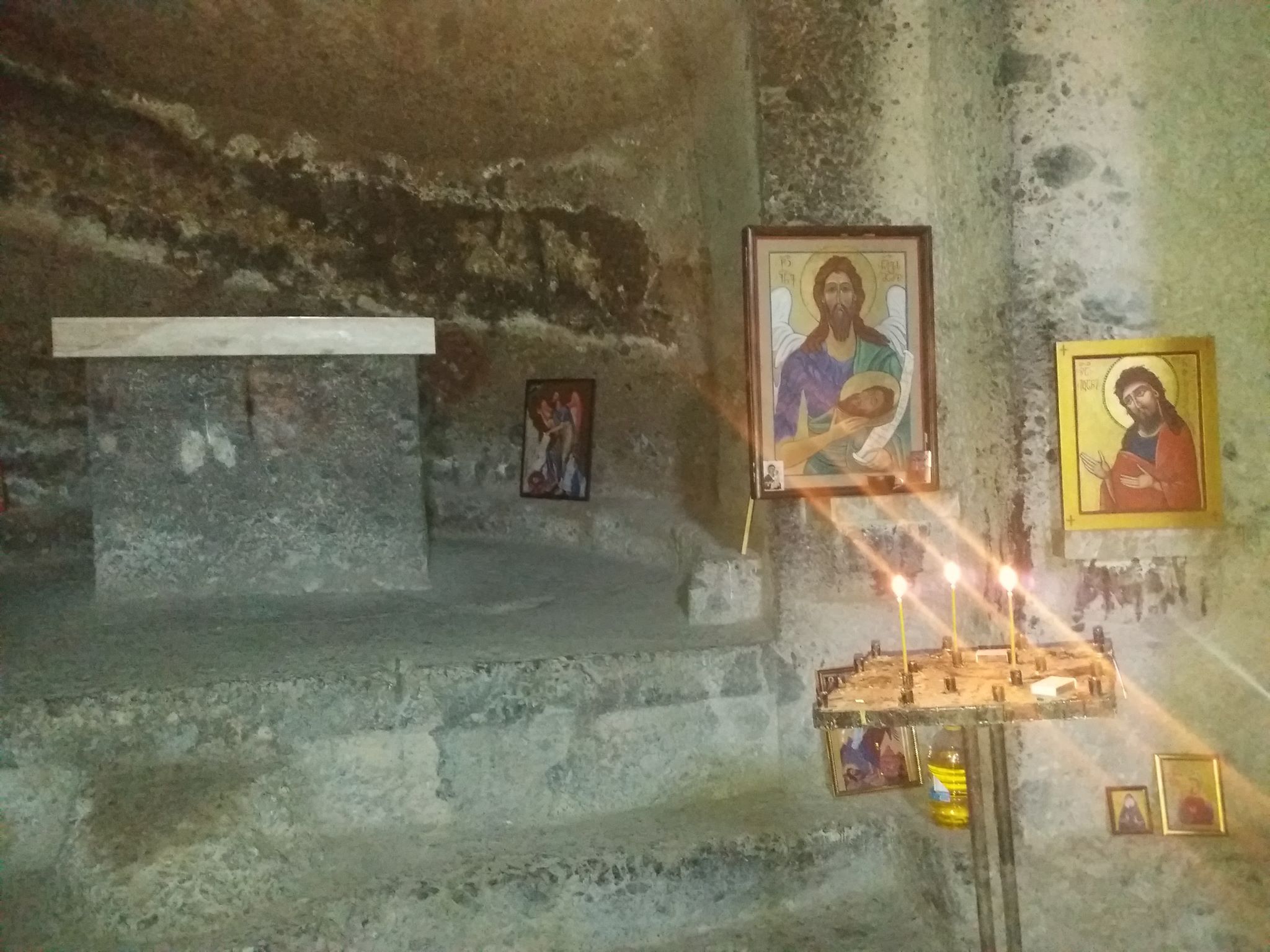 თავკვეთულას მონასტერში ერთი ბერის აღვლენილი ლოცვა KARIBCHE