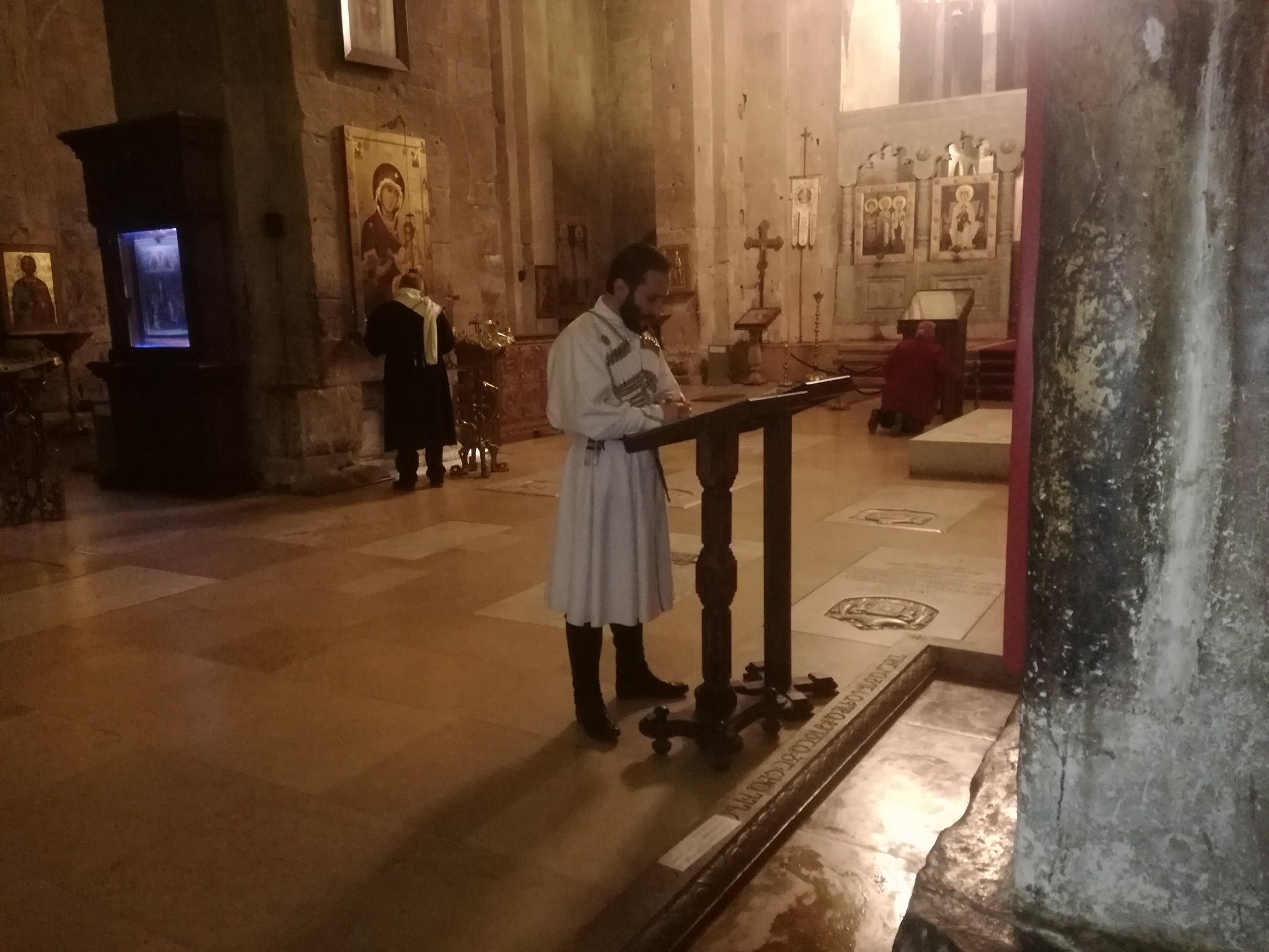 მარხვის დაწყებასთან ერთად სვეტიცხოველში დაიწყო უწყვეტი ლოცვა სამშობლოსათვის KARIBCHE