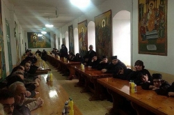 ერთი დღე ათონის საღვთისმეტყველო სკოლაში