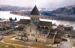 მოდიოდნენ სვეტთან და ვეღარ შორდებოდნენ საკვირველ სახილველს -სვეტიცხოვლობა