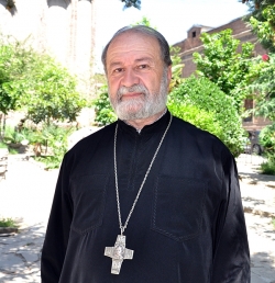 "უფალი ნათელ ჩემდა და მაცხოვარ ჩემდა, ვისა მეშინოდეს"
